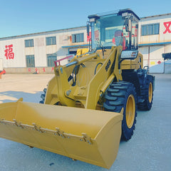 Crushing material granulator main and auxiliary machines