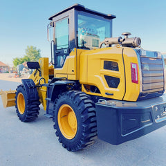 Crushing material granulator main and auxiliary machines