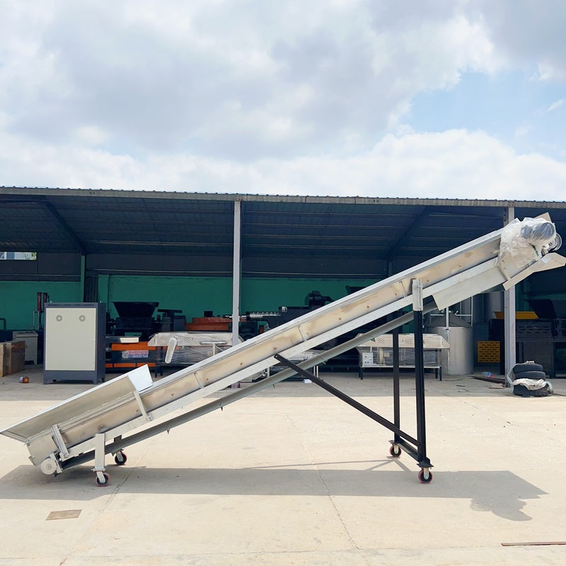 Pulverized material granulator with single screw feeder 