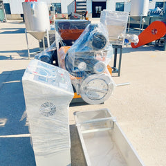 Pulverized material granulator with single screw feeder 