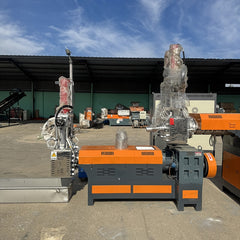 Pulverized material granulator with single screw feeder 